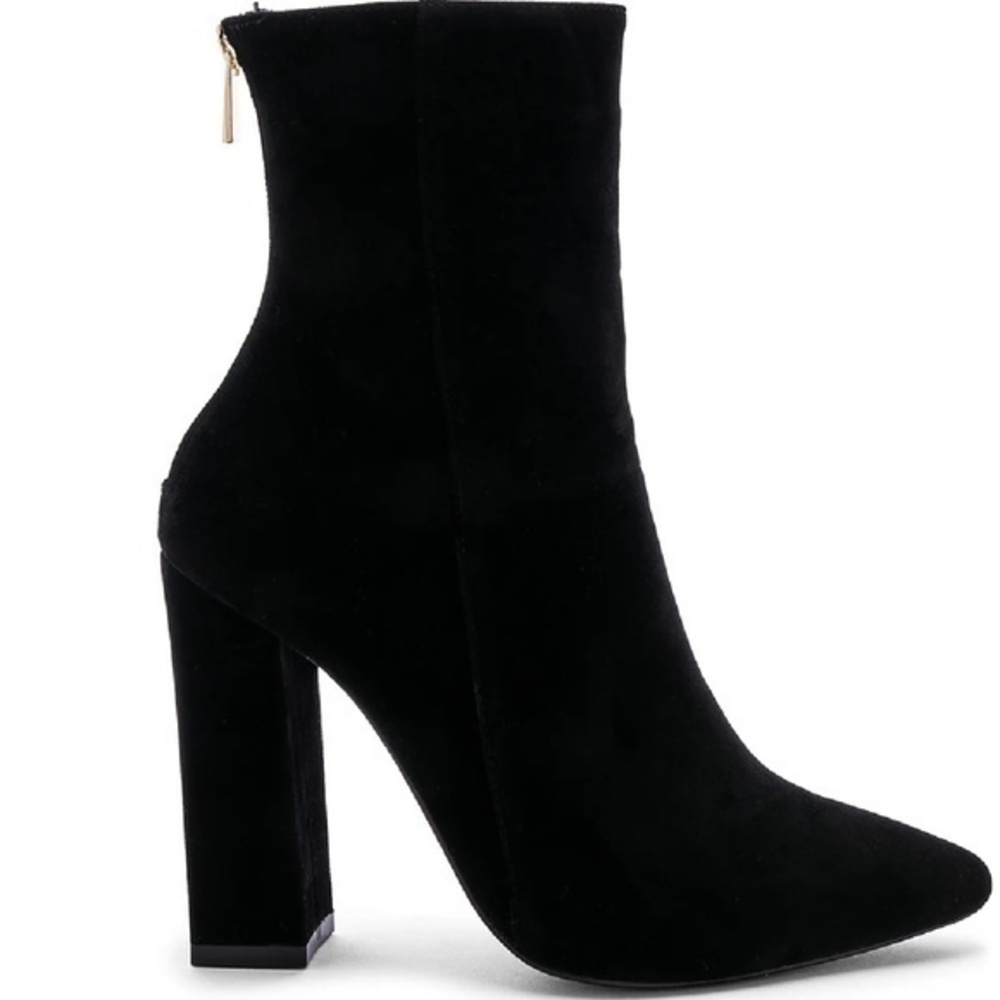Raye Draper Bootie Black Velvet Size 7